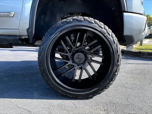 Certified 2024 Chevrolet Silverado 2500 High Country w/ High Country Premium Package image 8