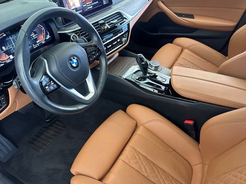 Used 2023 BMW 530i RWD image 4
