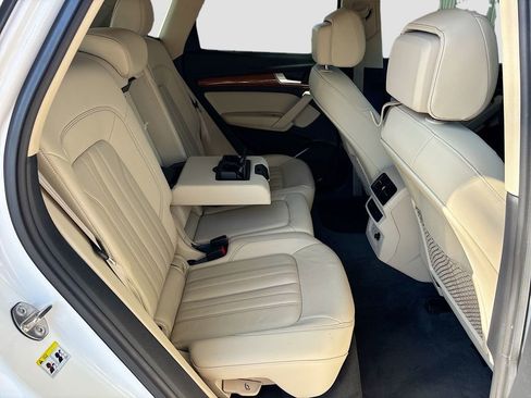 Used 2021 Audi Q5 2.0T Premium w/ Convenience Package image 27