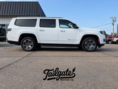 Used 2024 Jeep Wagoneer L Series II w/ Flexible Seating Group