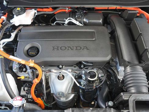 Used 2026 Honda CR-V Sport image 9