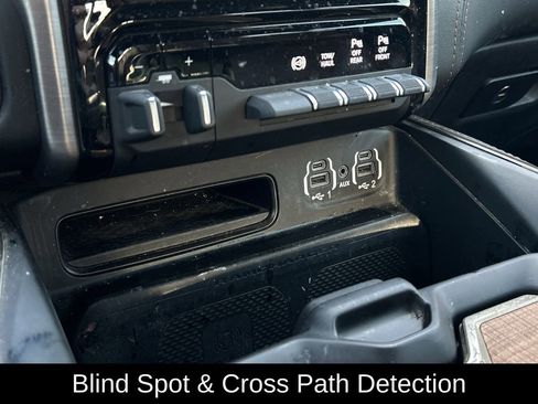 Used 2021 RAM 2500 Limited image 20