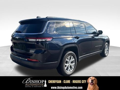 Used 2023 Jeep Grand Cherokee L Limited AWD/4WD image 11