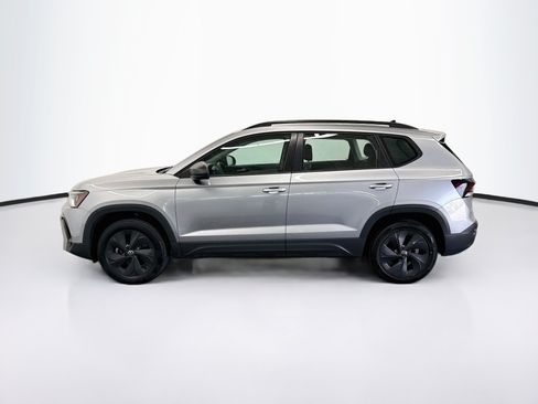 Used 2025 Volkswagen Taos S FWD image 3