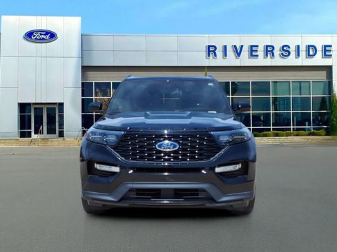 Used 2022 Ford Explorer ST-Line AWD/4WD image 2