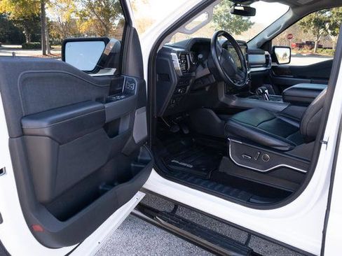 Used 2021 Ford F150 Lariat w/ Equipment Group 501A Mid image 14