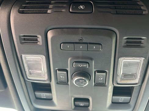 New 2024 Cadillac Escalade Premium Luxury image 16