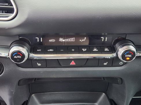 Certified 2025 MAZDA CX-30 AWD 2.5 S w/ Premium Package image 21