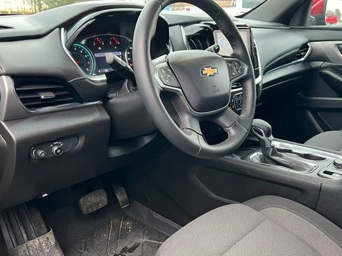 Certified 2023 Chevrolet Traverse LT w/ LPO, Floor Liner Package AWD/4WD image 19