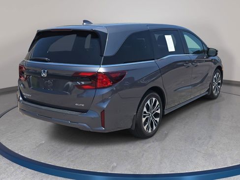 Used 2026 Honda Odyssey Elite image 5