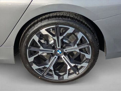 Used 2026 BMW 330i Sedan w/ Premium Package RWD image 10