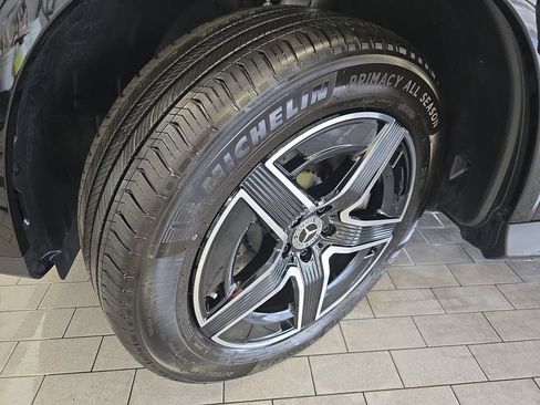 Certified 2026 Mercedes-Benz GLC 300 image 37