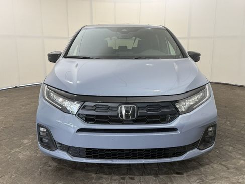 Used 2025 Honda Odyssey Sport-L image 2
