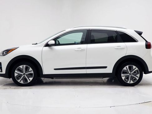 Used 2021 Kia Niro EX w/ Cold Weather Package image 6