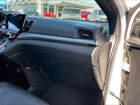 Used 2024 Honda Odyssey Sport image 23