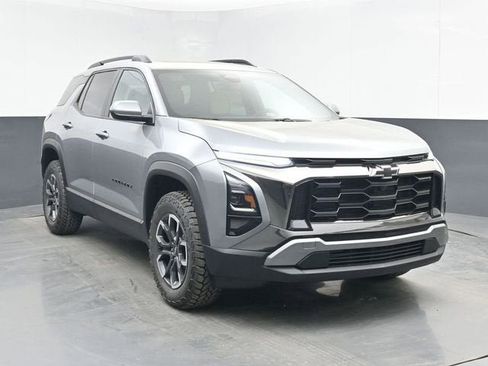 New 2026 Chevrolet Equinox ACTIV w/ Convenience Package III AWD/4WD image 2