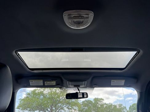 Used 2013 Ford F150 Lariat w/ Luxury Equipment Group image 19