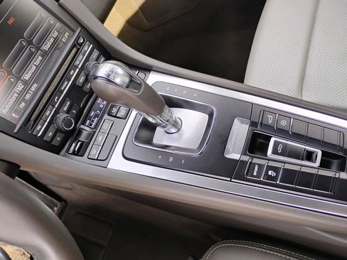 Used 2014 Porsche Boxster image 19