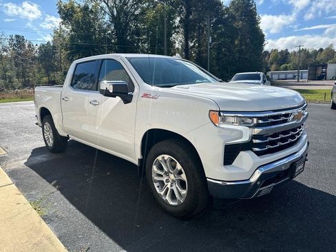 Used 2024 Chevrolet Silverado 1500 LTZ w/ LTZ Convenience Package II image 3