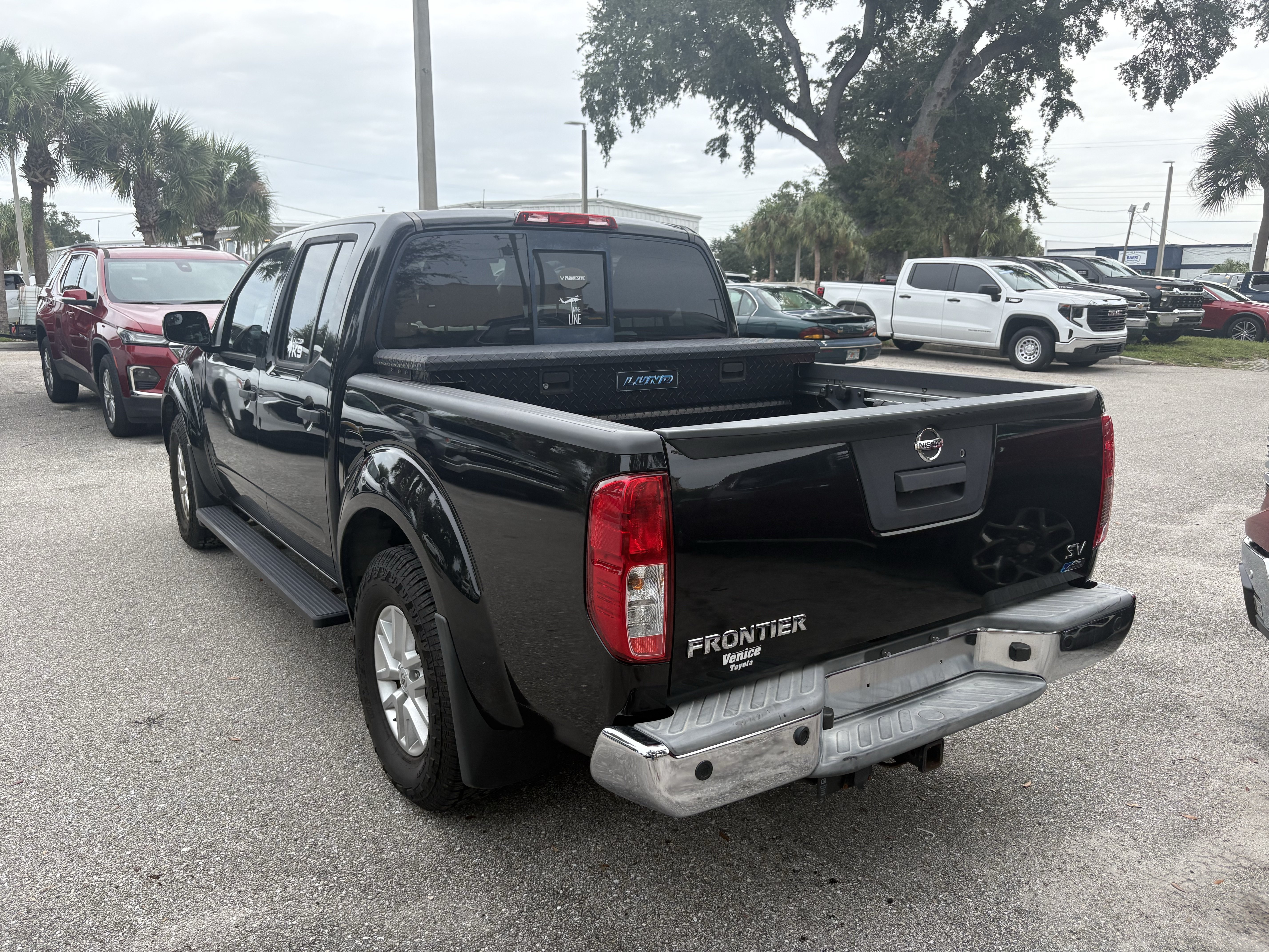 Used 2019 Nissan Frontier SV w/ Value Truck Package RWD image 5