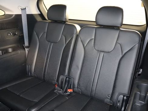 Used 2021 Kia Sorento S w/ Panoramic Sunroof Package FWD image 17