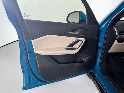 Used 2025 BMW X1 xDrive28i w/ Convenience Package image 15