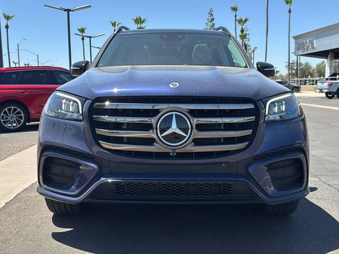 Used 2024 Mercedes-Benz GLS 450 4MATIC image 3