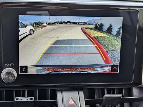 Used 2023 Toyota RAV4 XLE w/ Convenience Package image 18