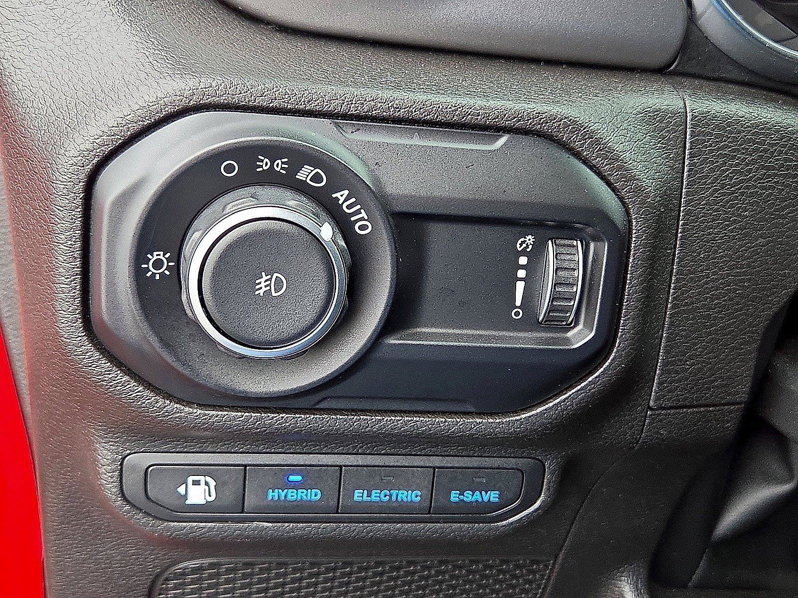 Used 2023 Jeep Wrangler Unlimited Rubicon 4xe AWD/4WD image 23