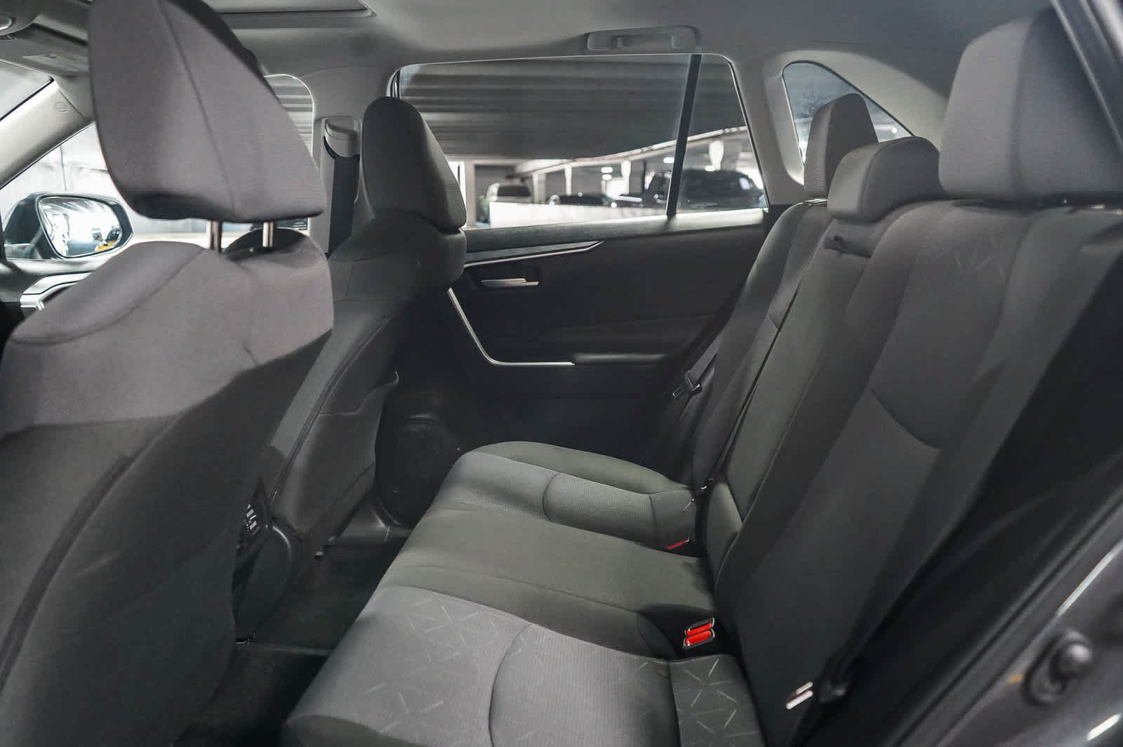 Certified 2025 Toyota RAV4 XLE w/ Convenience Package FWD image 17