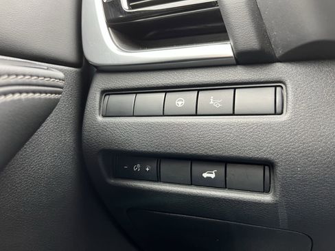 Used 2022 Nissan Rogue Platinum w/ Head-Up Display Package image 28