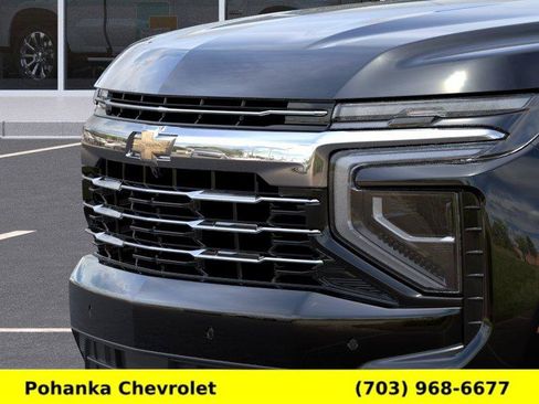 New 2026 Chevrolet Suburban LT AWD/4WD image 13