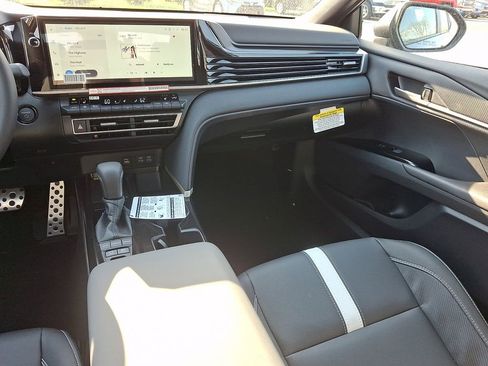 New 2026 Toyota Camry SE FWD image 12