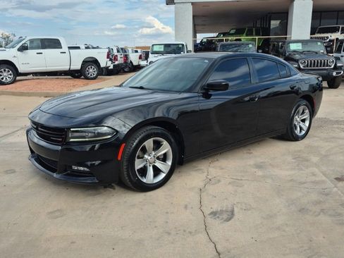 Used 2018 Dodge Charger SXT Plus image 1