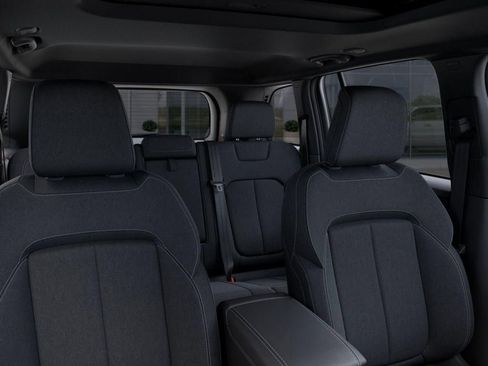 New 2025 Jeep Grand Cherokee Laredo X w/ Luxury Tech Group I AWD/4WD image 26