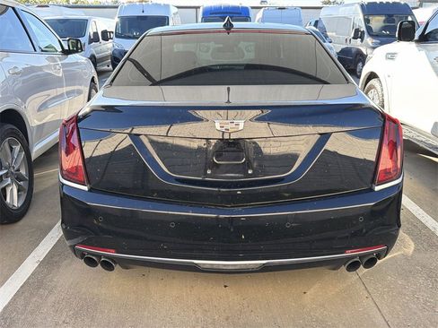 Used 2018 Cadillac CT6 Platinum image 2