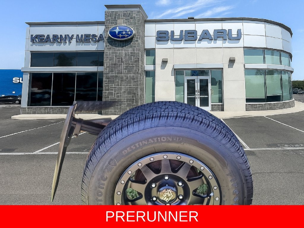 Used 2015 Toyota Tacoma PreRunner w/ SR5 Package RWD image 6