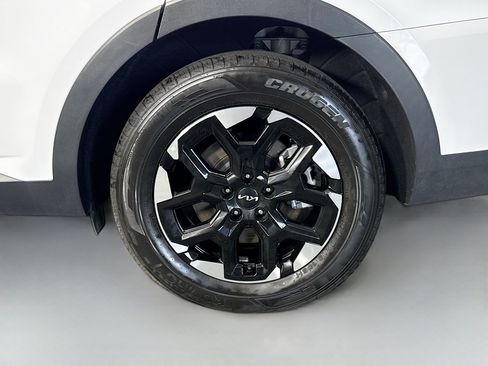 Used 2024 Kia Sorento S FWD image 37