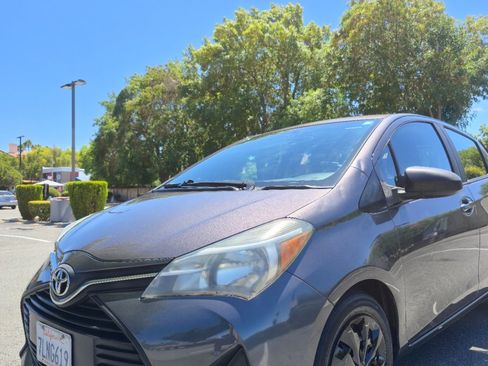 Used 2015 Toyota Yaris L FWD image 2