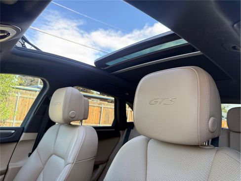Used 2021 Porsche Macan GTS AWD/4WD image 32
