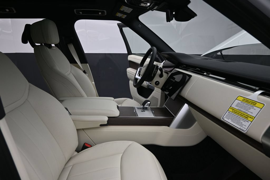 New 2026 Land Rover Range Rover SE AWD/4WD image 11