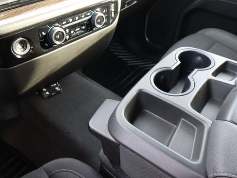 Used 2022 Chevrolet Silverado 1500 LT image 23