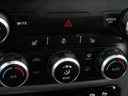 Used 2020 RAM 1500 Big Horn AWD/4WD image 29