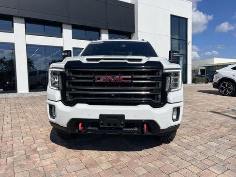 Used 2021 GMC Sierra 2500 AT4 w/ AT4 Preferred Package image 2