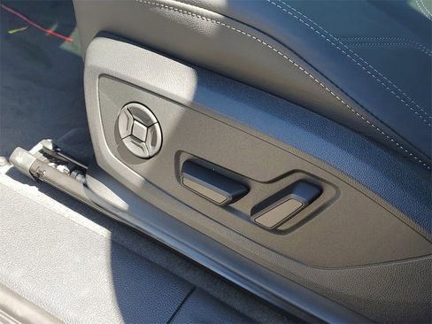 New 2025 Audi Q3 2.0T Premium image 20