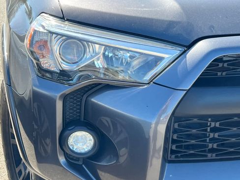 Used 2019 Toyota 4Runner SR5 Premium image 14