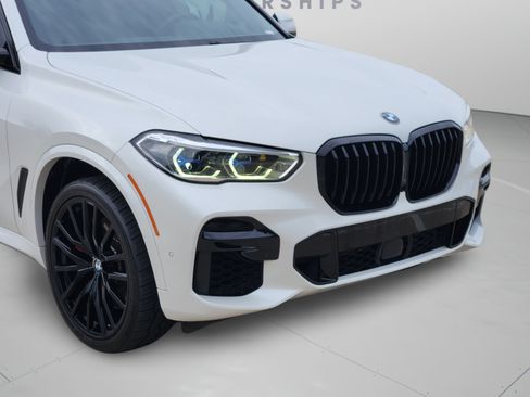 Used 2022 BMW X5 M50i w/ Executive Package AWD/4WD image 32