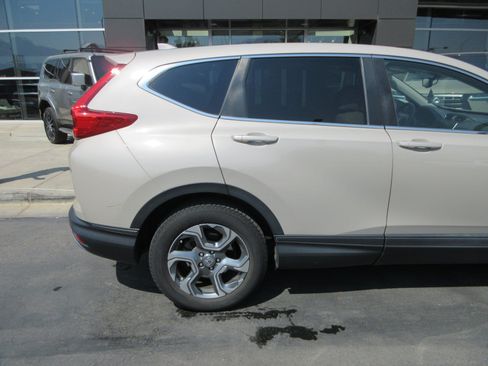 Used 2018 Honda CR-V EX-L image 11
