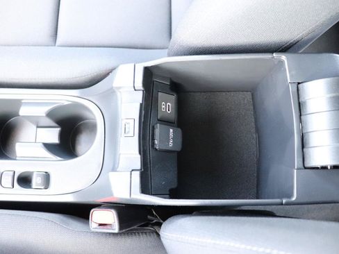Used 2026 Toyota Corolla LE FWD image 37
