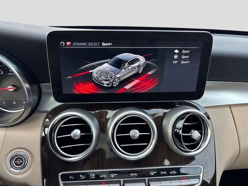 Used 2020 Mercedes-Benz C 300 4MATIC Sedan image 30